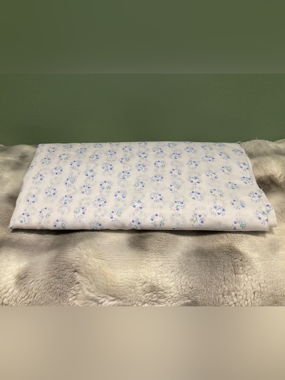 Vintage Floral Cotton Fabric Remnant